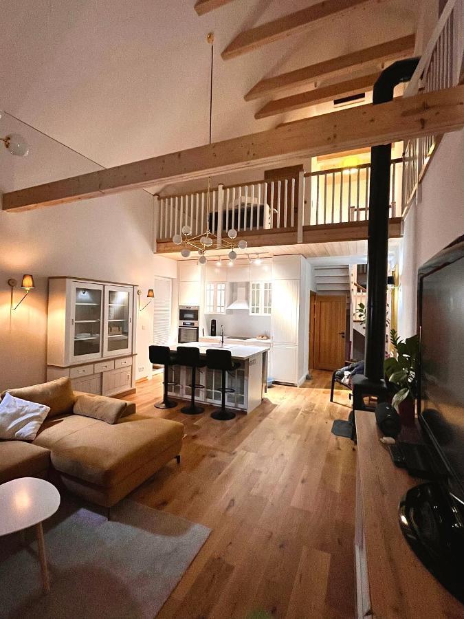 그디니아 Leo House 빌라 외부 사진